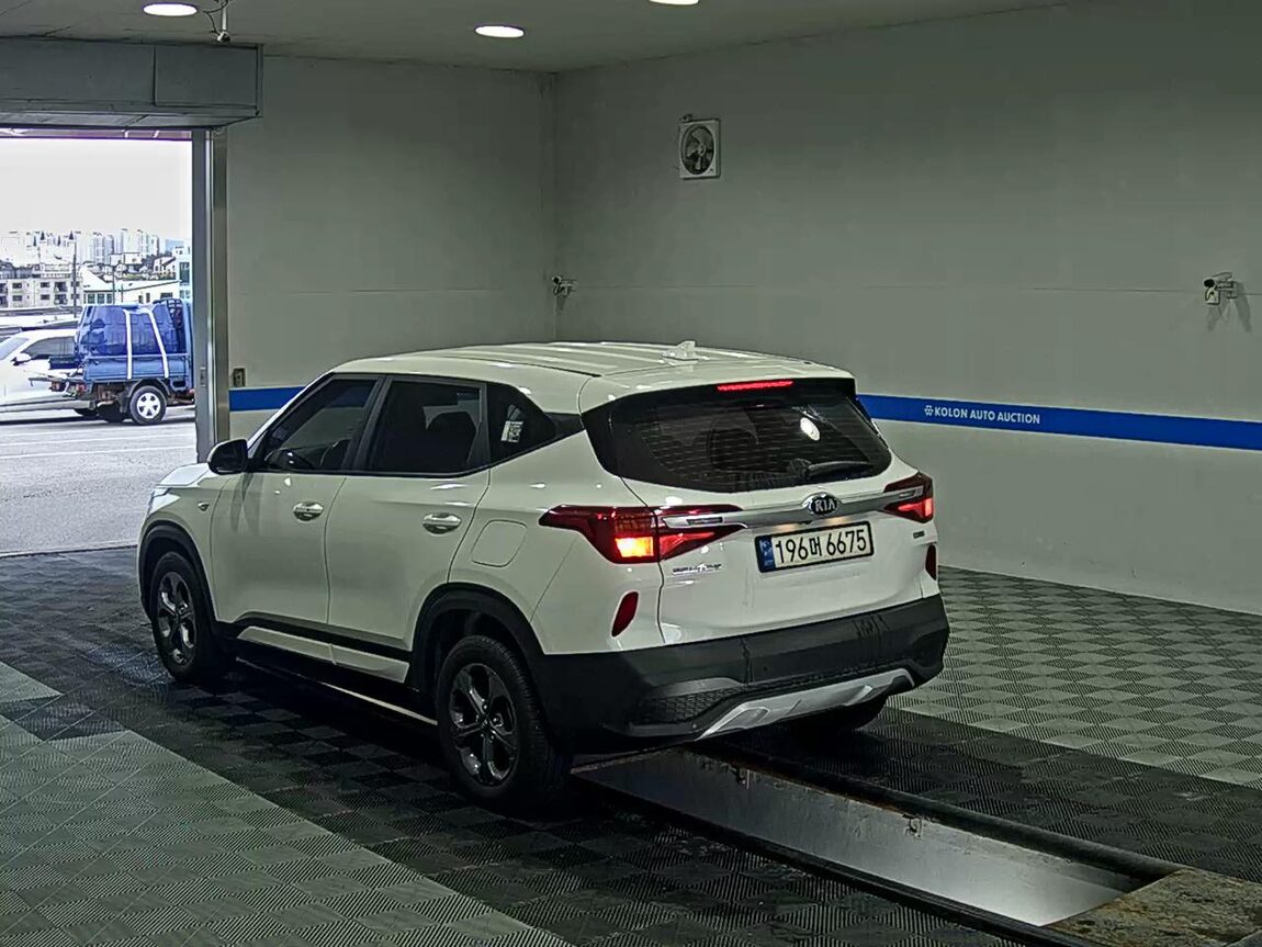 KIA SELTOS 1.6 GASOLINE 2WD TRENDY 2022 - zdjęcie 6