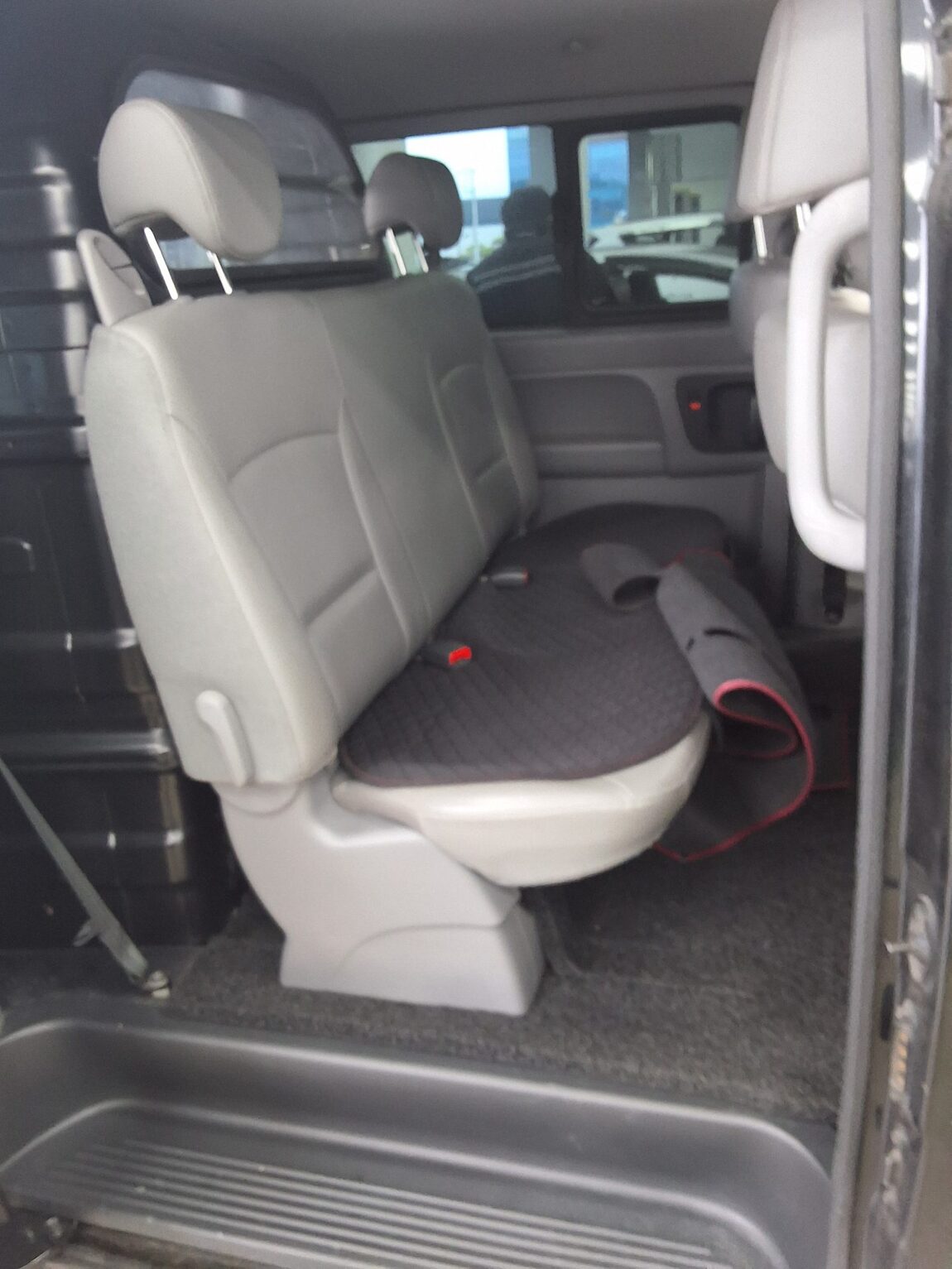 HYUNDAI THE NEW GRAND STAREX 5-SEATER DIESEL VAN SMART 2019 - zdjęcie 14
