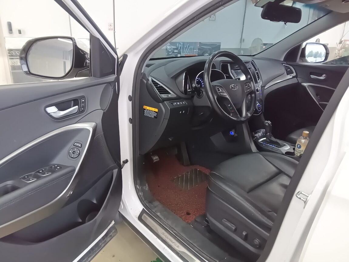 HYUNDAI SANTA FE THE PRIME DIESEL R2.0 2WD EXCLUSIVE 2016 - zdjęcie 10