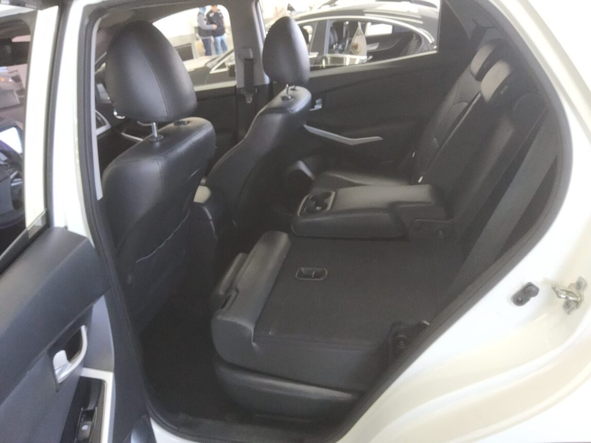 KG MOBILITY (SSANGYONG) NEW KORANDO C 2.2 2WD EXTREME 2016 - zdjęcie 12