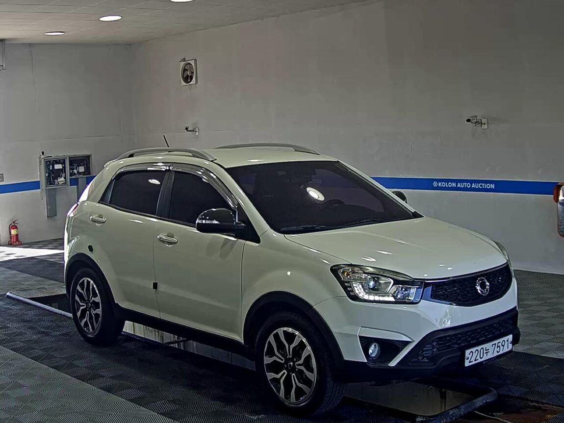 KG MOBILITY (SSANGYONG) NEW KORANDO C 2.2 2WD EXTREME 2016 - zdjęcie 3