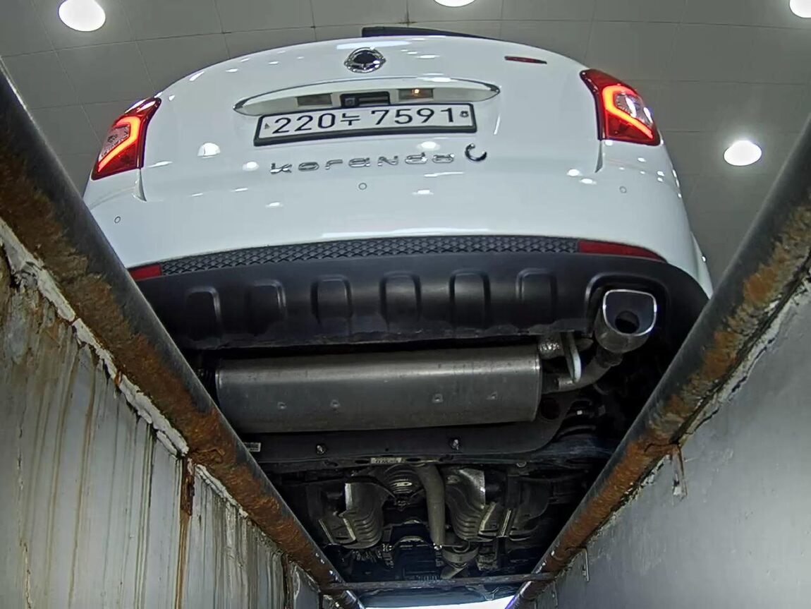 KG MOBILITY (SSANGYONG) NEW KORANDO C 2.2 2WD EXTREME 2016 - zdjęcie 8