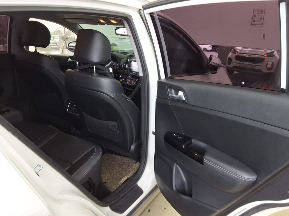 KIA NEW SPORTAGE R2.0 2WD NOBLESSE PLUS 2018 - zdjęcie 13