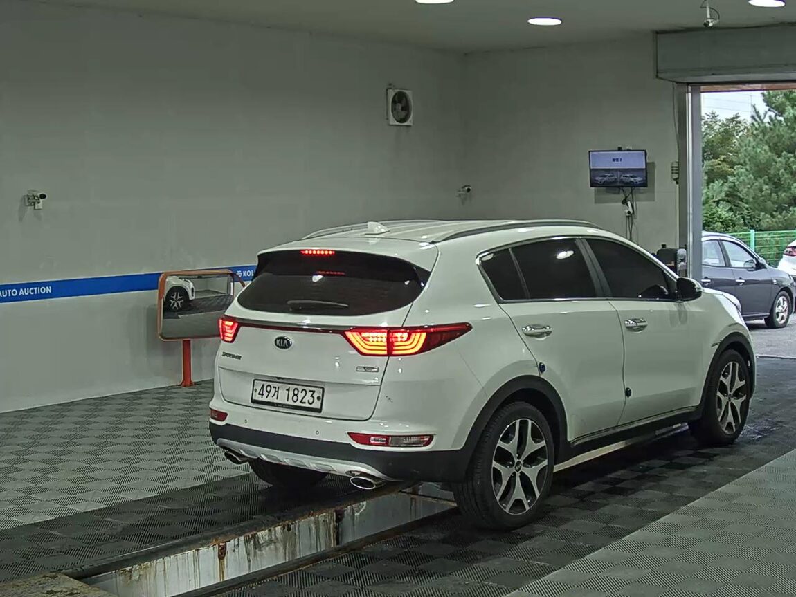 KIA NEW SPORTAGE R2.0 2WD NOBLESSE PLUS 2018 - zdjęcie 5