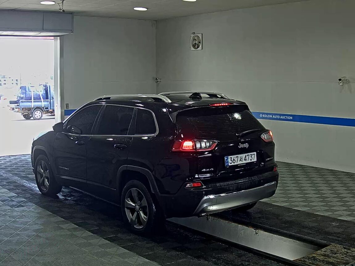 JEEP CHEROKEE (KL) 2.4 AWD LIMITED 2021 - zdjęcie 6