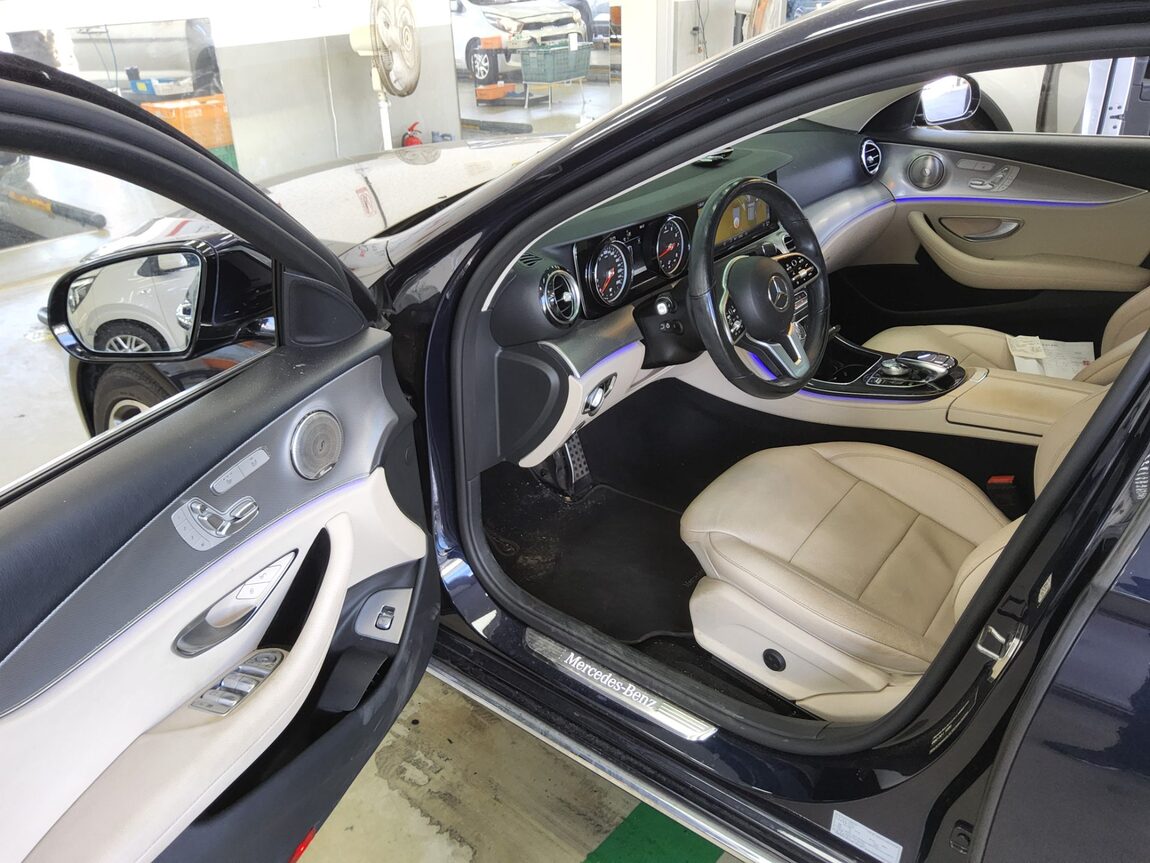 MERCEDES-BENZ E-CLASS (5TH GEN) E300 AVANTGARDE 2019 - zdjęcie 10