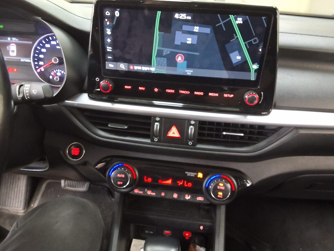 KIA THE NEW K3 1.6 GASOLINE PRESTIGE 2022 - zdjęcie 24