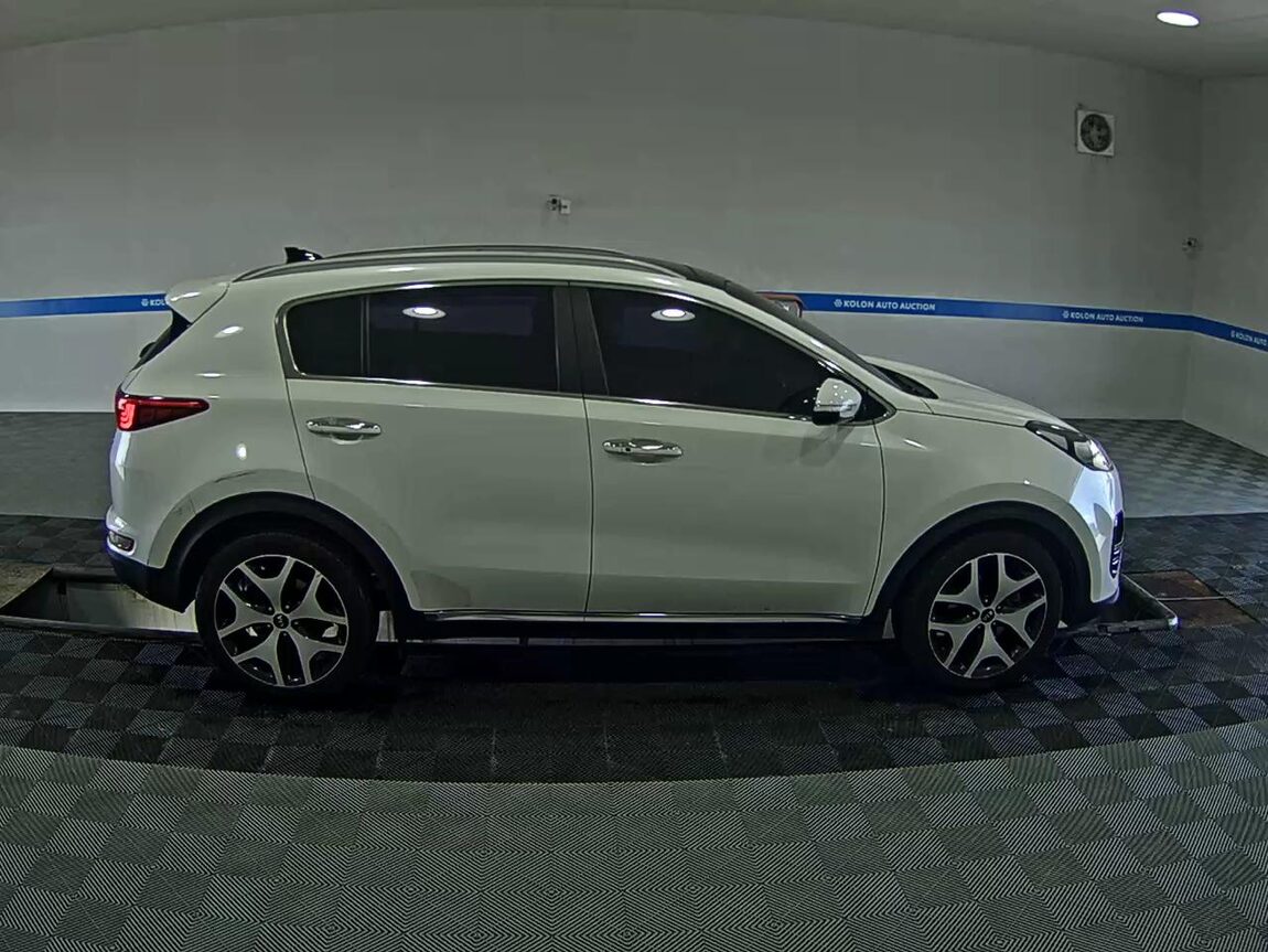 KIA NEW SPORTAGE R2.0 2WD NOBLESSE 2016 - zdjęcie 4