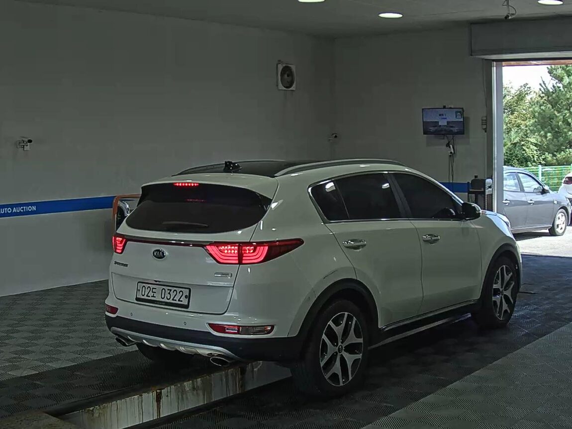 KIA NEW SPORTAGE R2.0 2WD NOBLESSE 2016 - zdjęcie 5