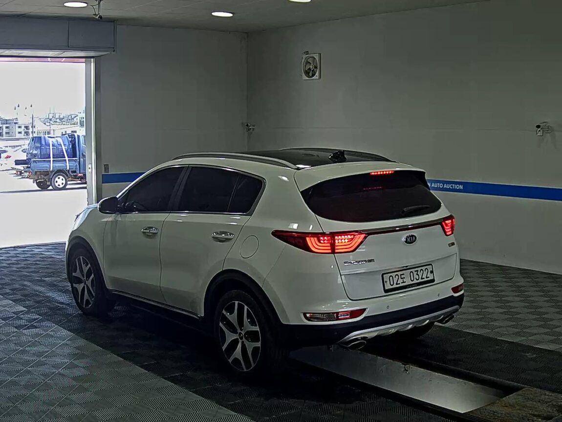 KIA NEW SPORTAGE R2.0 2WD NOBLESSE 2016 - zdjęcie 6