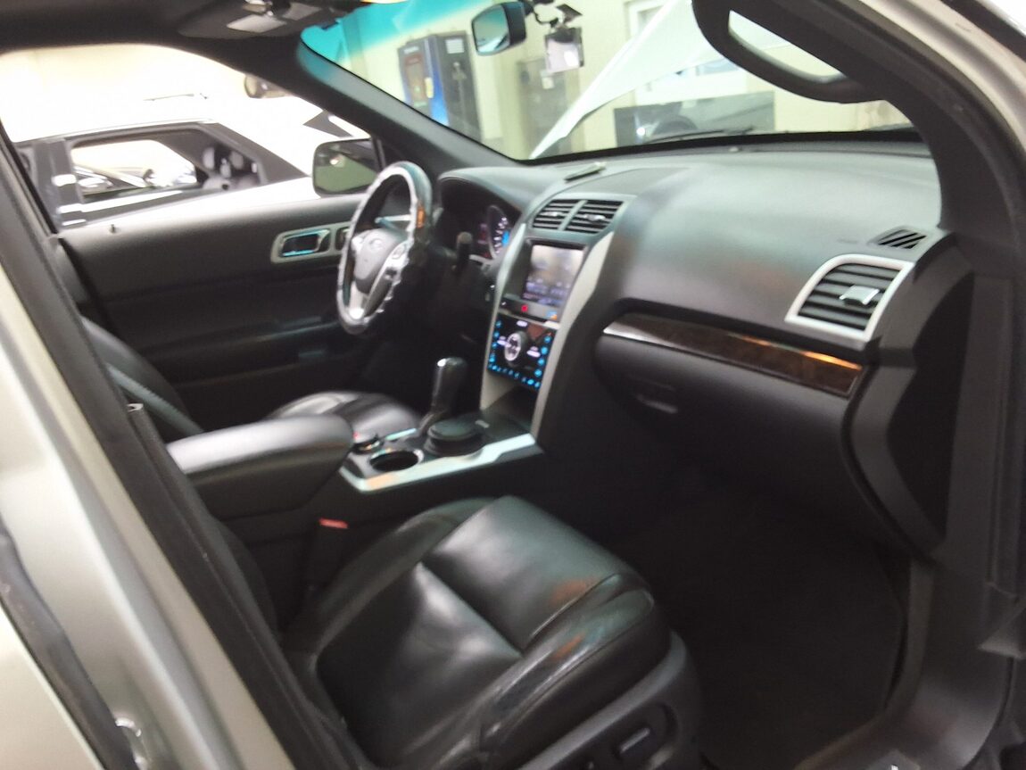 FORD EXPLORER (5TH GEN) 3.5 V6 4WD LIMITED 2013 - zdjęcie 15