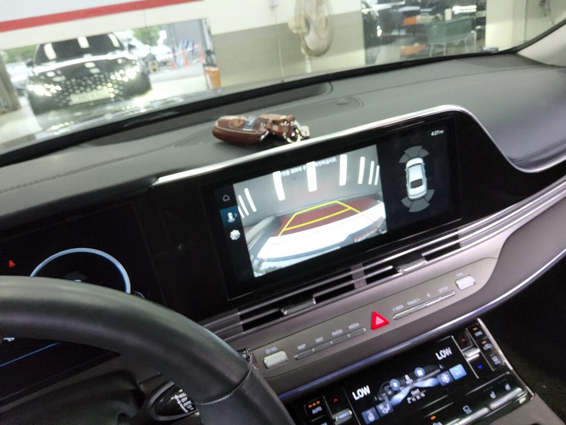 HYUNDAI THE NEW GRANDEUR IG GASOLINE 2.5 PREMIUM CHOICE 2020 - zdjęcie 18