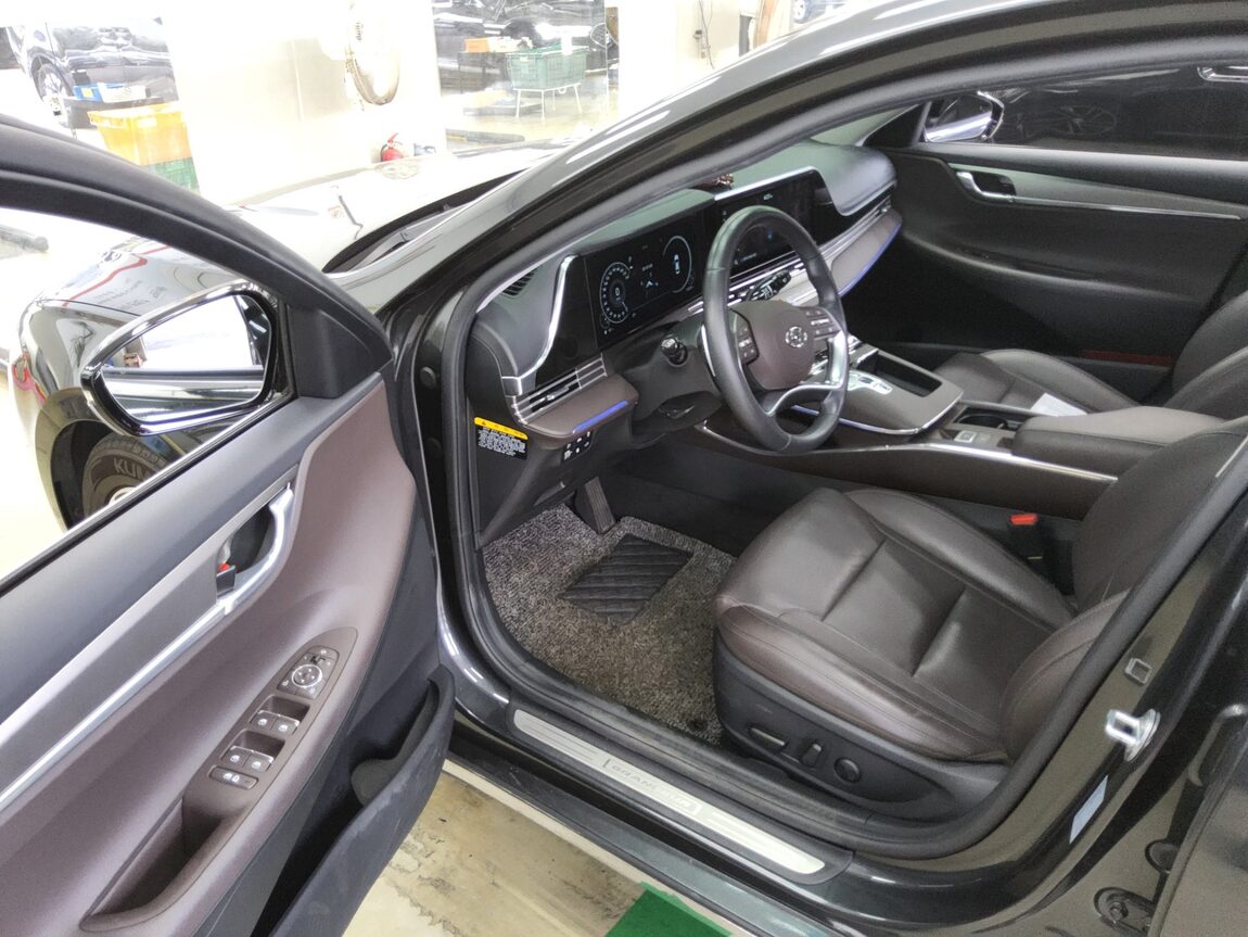 HYUNDAI THE NEW GRANDEUR IG GASOLINE 2.5 PREMIUM CHOICE 2020 - zdjęcie 10