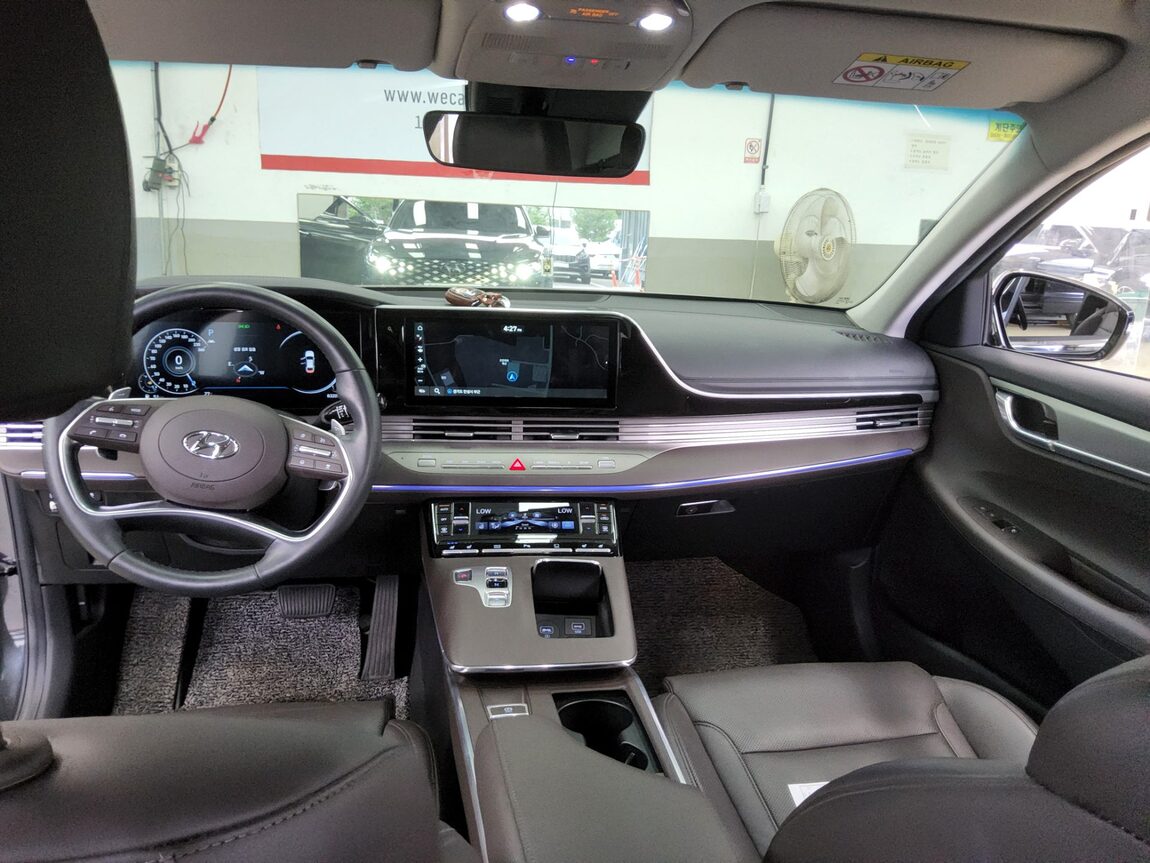 HYUNDAI THE NEW GRANDEUR IG GASOLINE 2.5 PREMIUM CHOICE 2020 - zdjęcie 11
