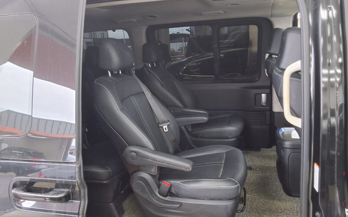 HYUNDAI STARIA 3.5 LPG LOUNGE 9-SEATER PRESTIGE 2022 - zdjęcie 13