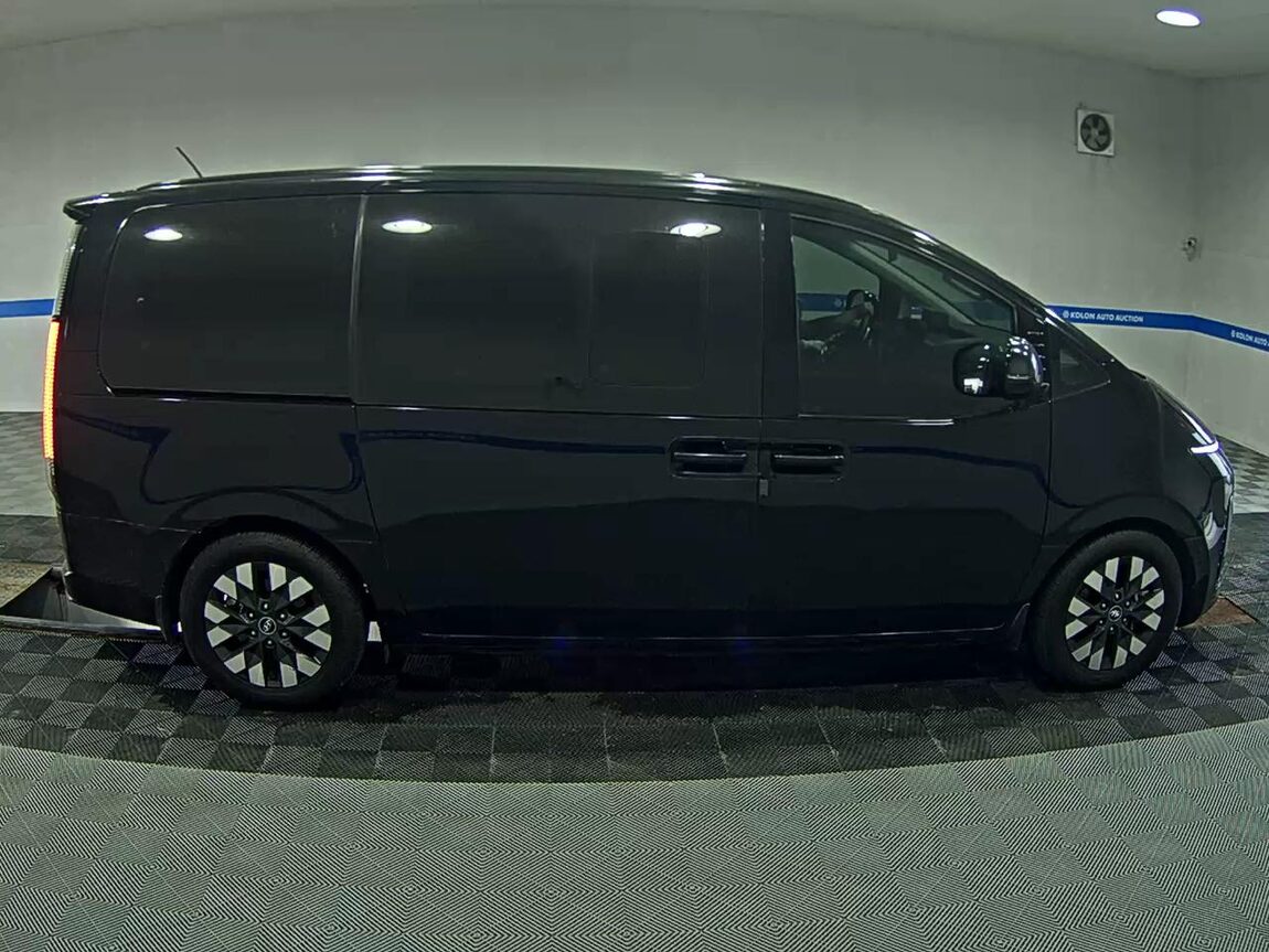 HYUNDAI STARIA 3.5 LPG LOUNGE 9-SEATER PRESTIGE 2022 - zdjęcie 4