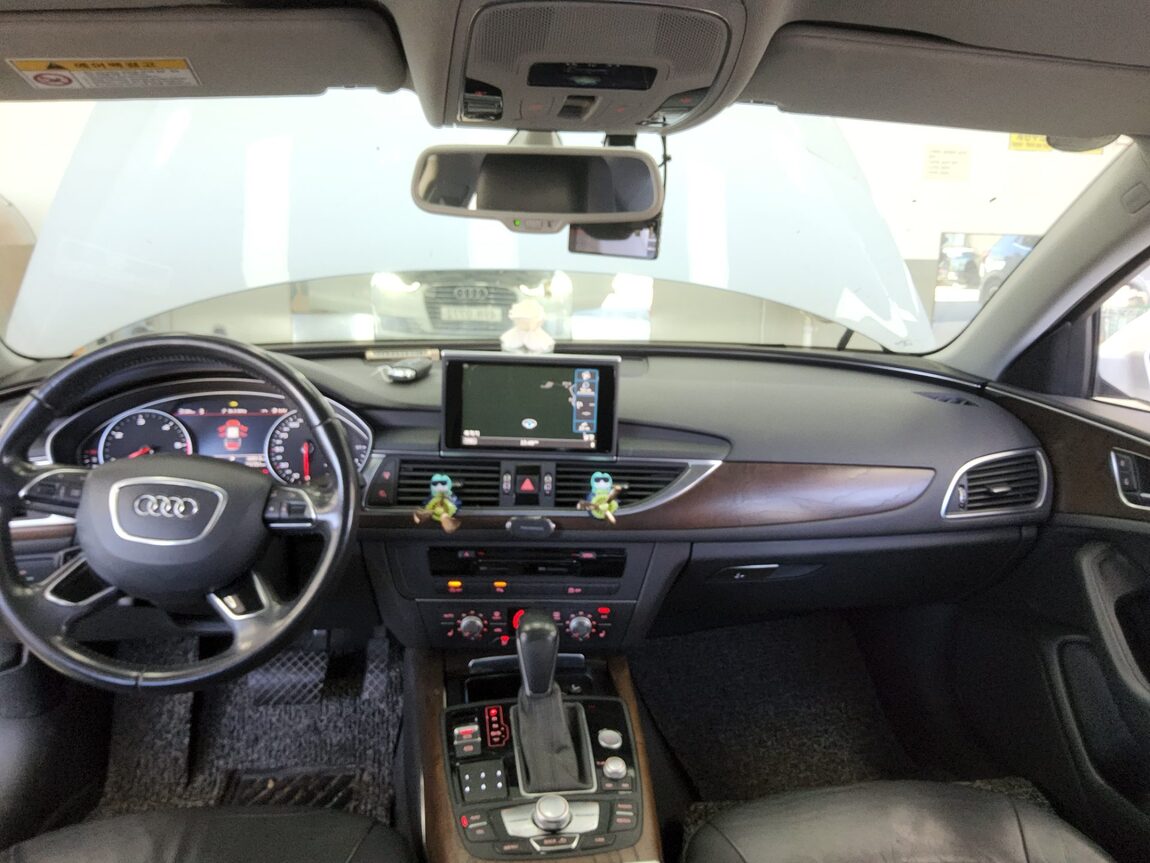 AUDI A6 (4TH GEN) 35 TDI COMFORT 2016 - zdjęcie 11