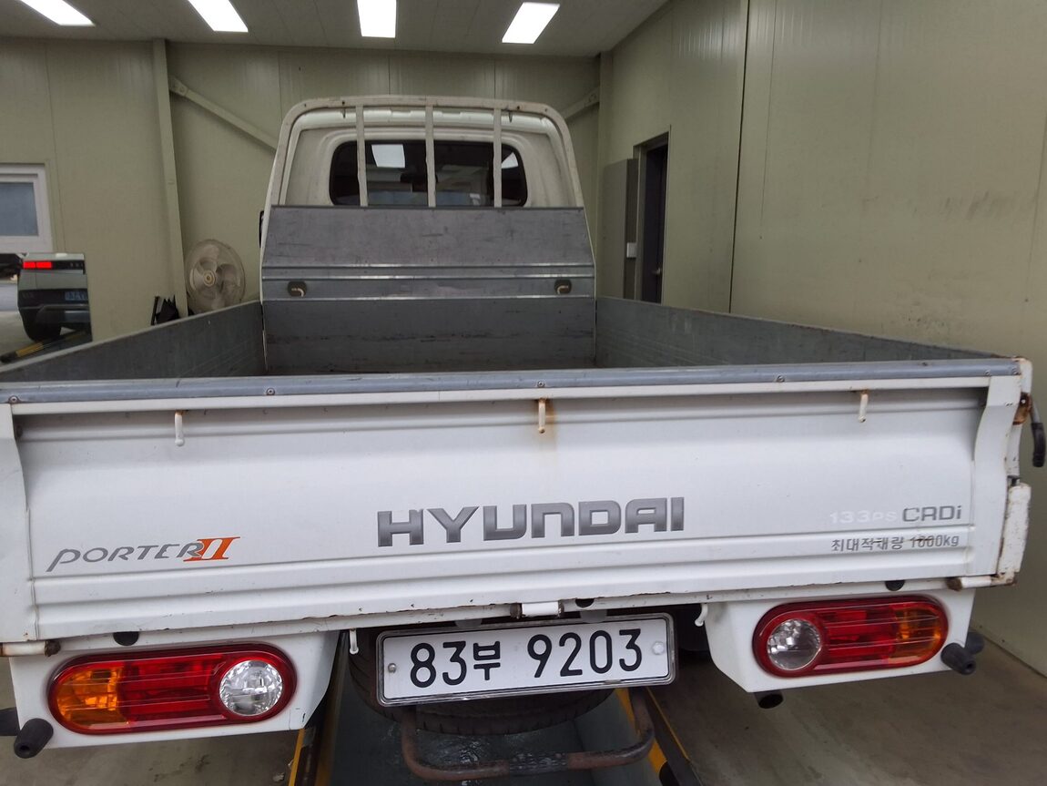 HYUNDAI PORTER II CRDi SUPER CAB EXTRA LONG WHEELBASE SUPER 2016 - zdjęcie 13