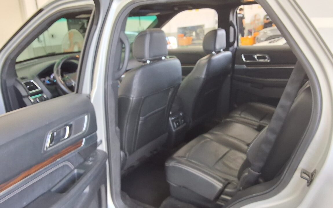 FORD EXPLORER (5TH GEN) 2.3 AWD LIMITED 2017 - zdjęcie 12
