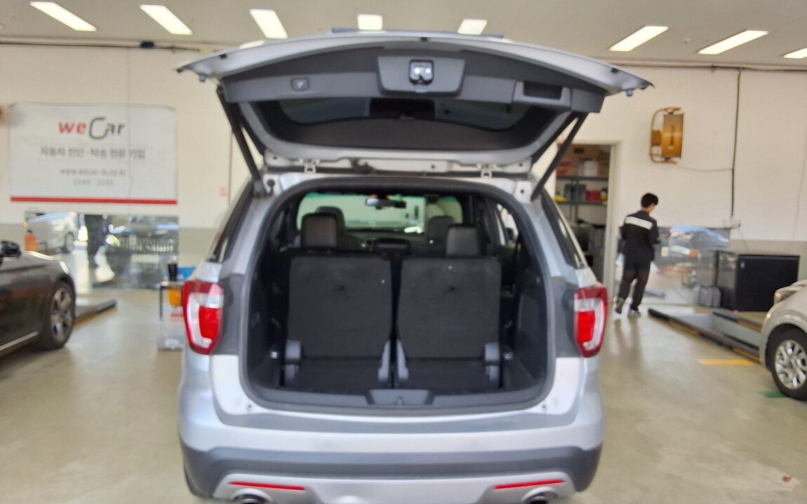 FORD EXPLORER (5TH GEN) 2.3 AWD LIMITED 2017 - zdjęcie 15