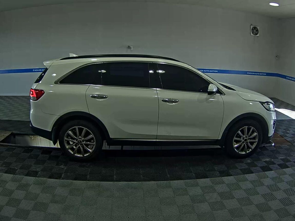 KIA ALL NEW SORENTO R2.0 2WD NOBLESSE SPECIAL 2017 - zdjęcie 4