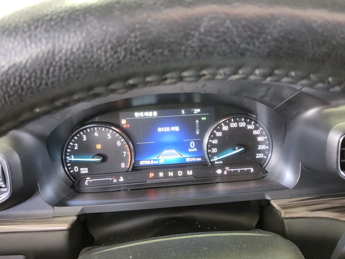 FORD EXPLORER (6TH GEN) 2.3 AWD LIMITED 2020 - zdjęcie 9