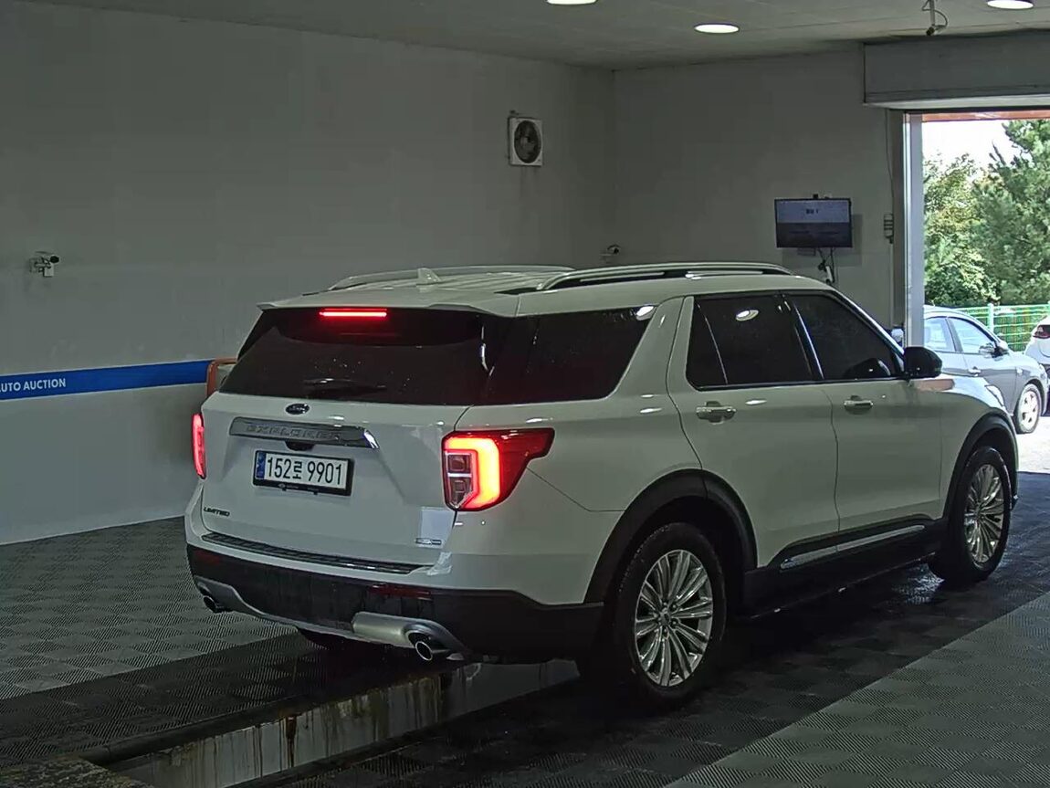 FORD EXPLORER (6TH GEN) 2.3 AWD LIMITED 2020 - zdjęcie 5
