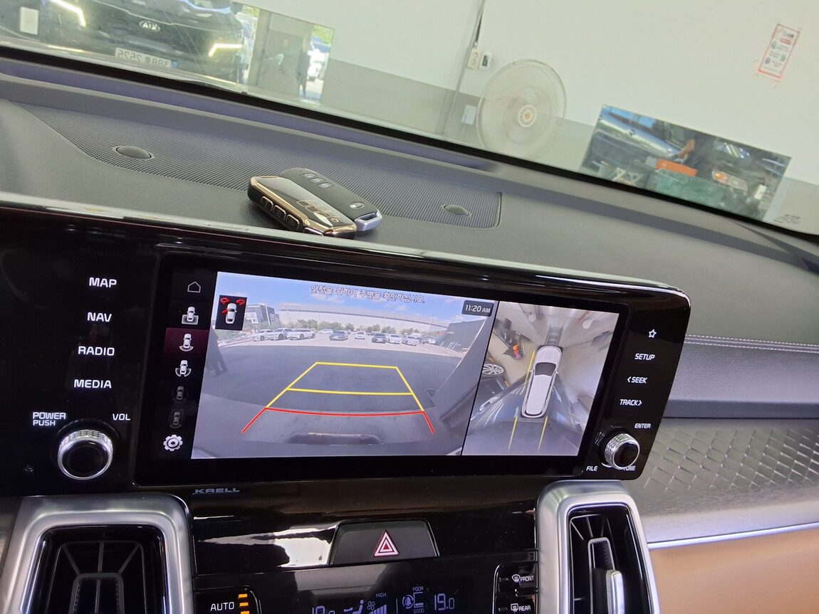 KIA NEW SORENTO (MQ4) 2.2 DIESEL 4WD SIGNATURE 2021 - zdjęcie 19