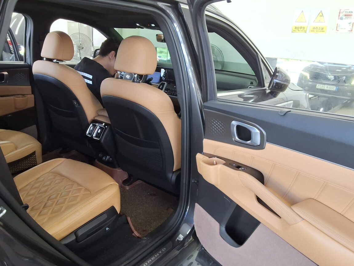 KIA NEW SORENTO (MQ4) 2.2 DIESEL 4WD SIGNATURE 2021 - zdjęcie 13