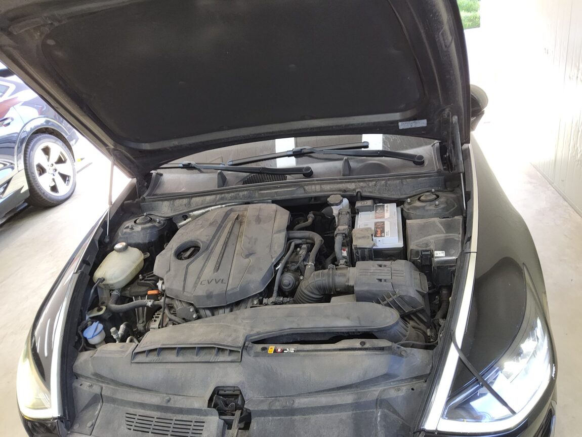 HYUNDAI SONATA (DN8) G2.0 PREMIUM 2020 - zdjęcie 21