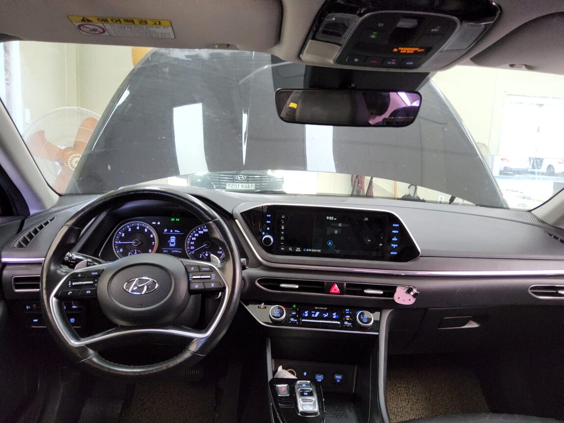 HYUNDAI SONATA (DN8) G2.0 PREMIUM 2020 - zdjęcie 11