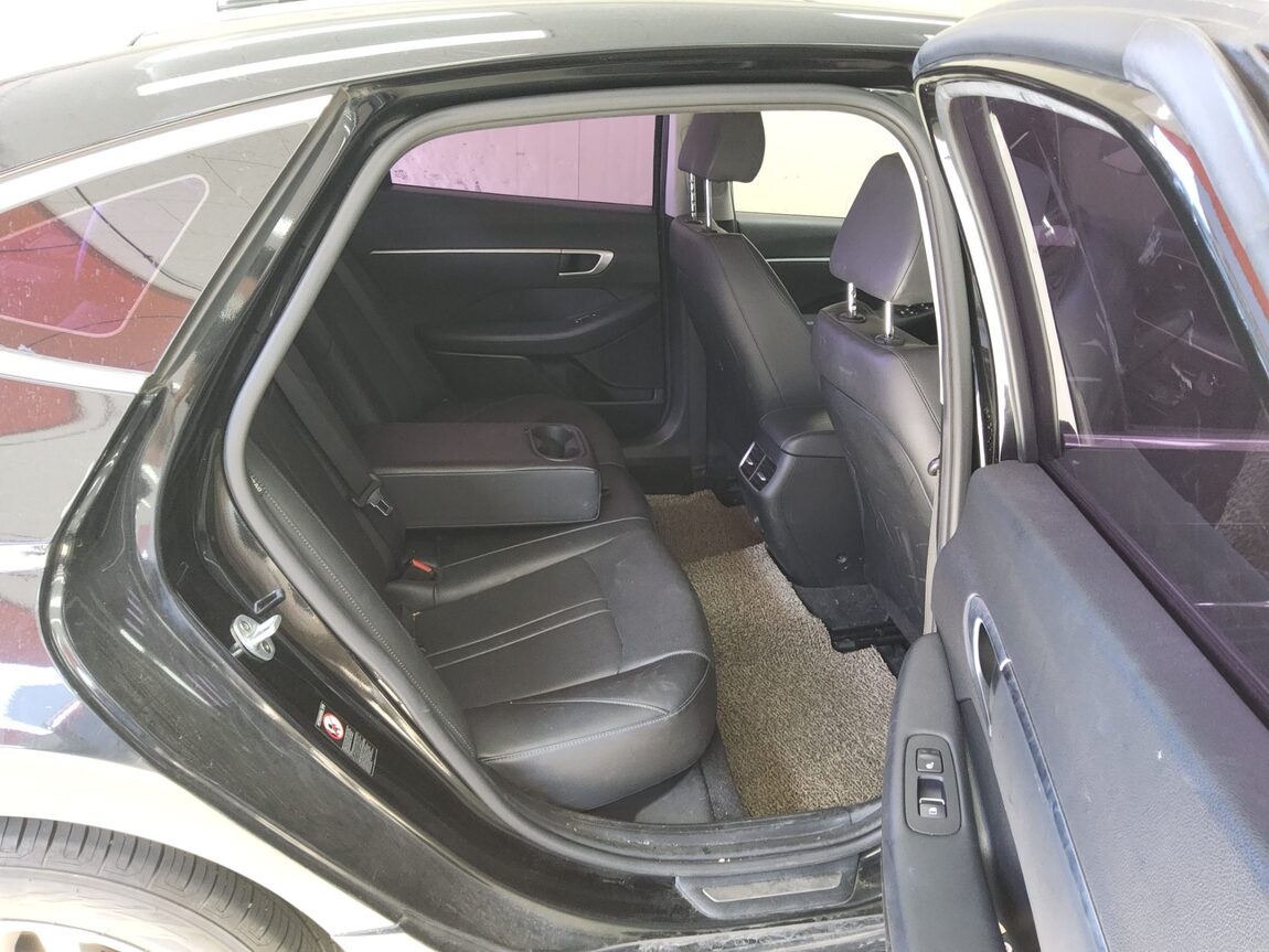 HYUNDAI SONATA (DN8) G2.0 PREMIUM 2020 - zdjęcie 13