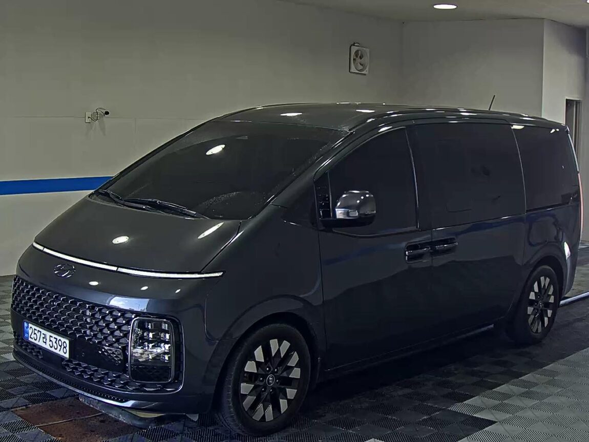 HYUNDAI STARIA 2.2 DIESEL LOUNGE 9-SEATER 2WD INSPIRATION 2022 - zdjęcie 2