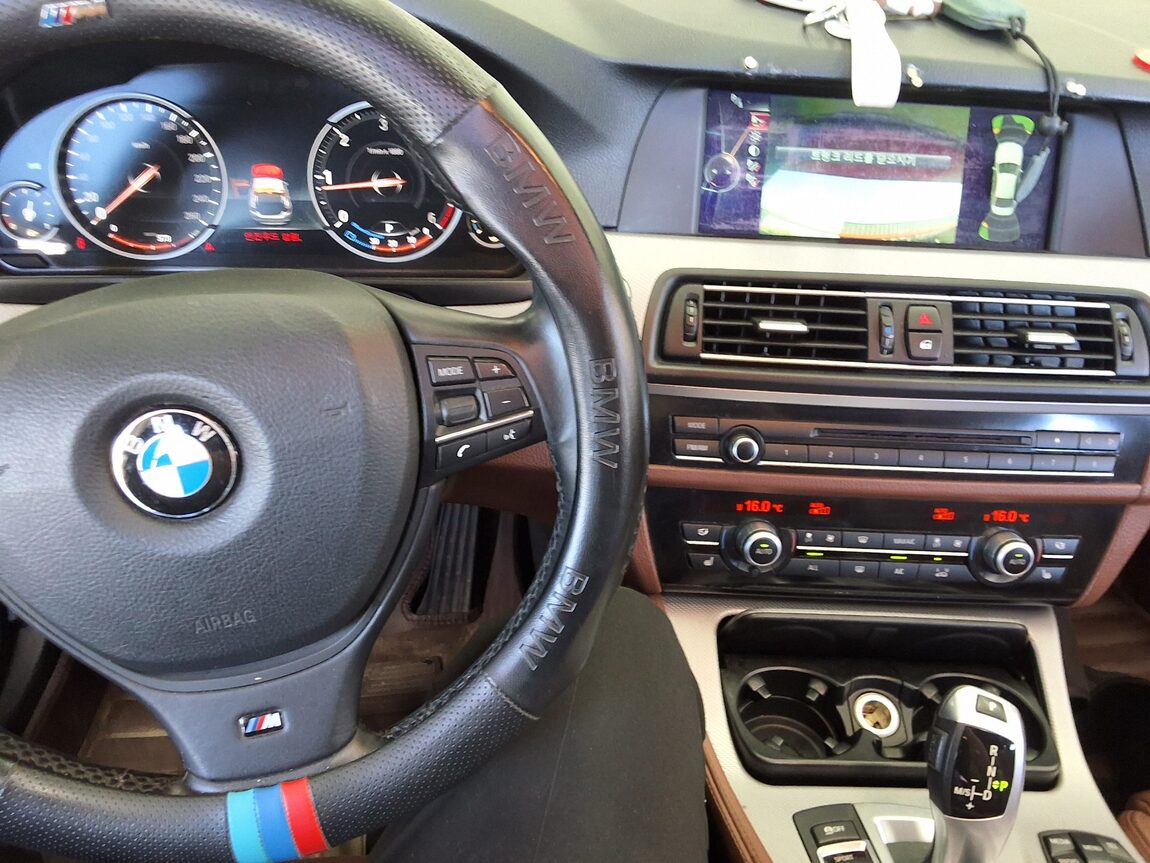 BMW 5 SERIES (6TH GEN) 520d M SPORT 2013 - zdjęcie 11