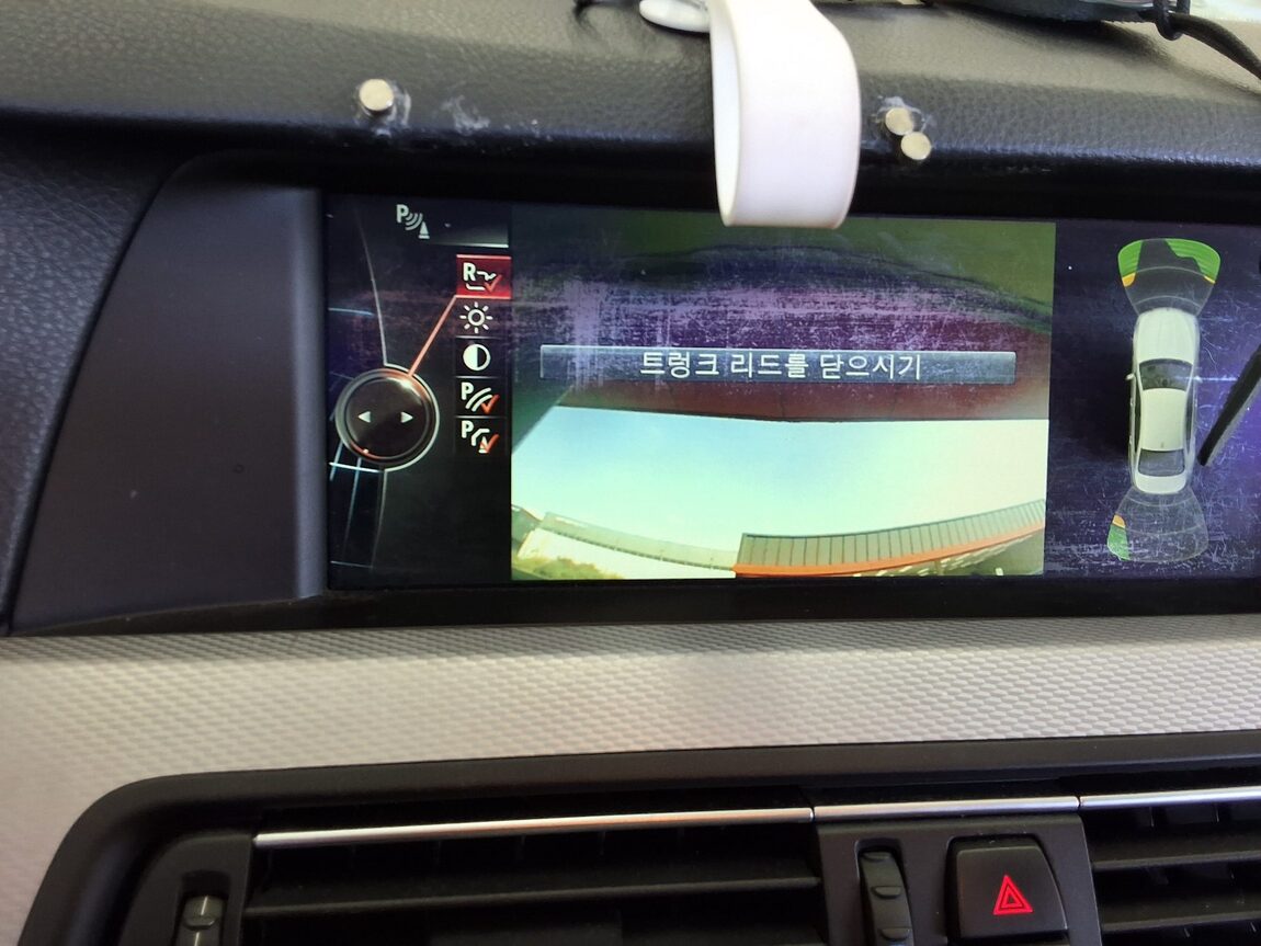 BMW 5 SERIES (6TH GEN) 520d M SPORT 2013 - zdjęcie 17