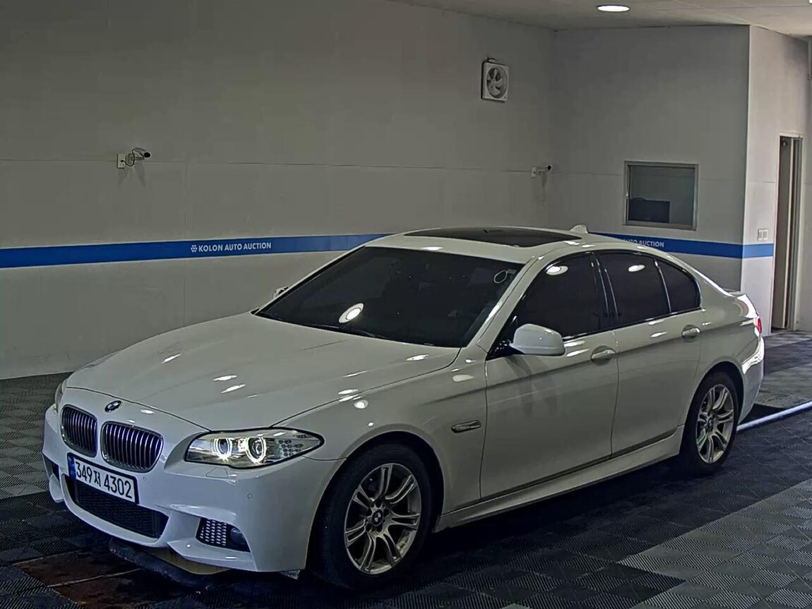 BMW 5 SERIES (6TH GEN) 520d M SPORT 2013 - zdjęcie 2