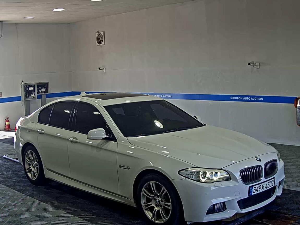 BMW 5 SERIES (6TH GEN) 520d M SPORT 2013 - zdjęcie 3
