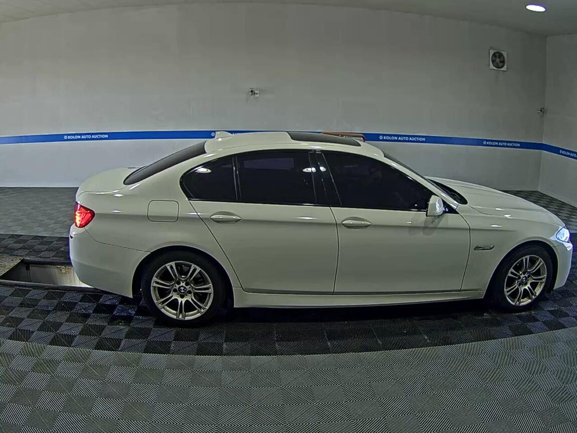BMW 5 SERIES (6TH GEN) 520d M SPORT 2013 - zdjęcie 4
