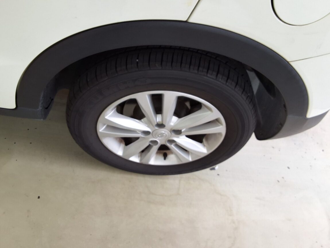 KG MOBILITY (SSANGYONG) TIVOLI GASOLINE 2WD VX 2015 - zdjęcie 22