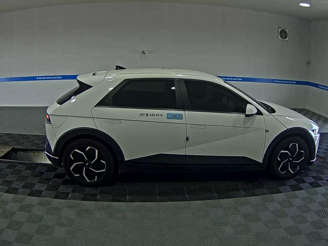 HYUNDAI IONIQ 5 EV 2WD STANDARD COMMERCIAL 2022 - zdjęcie 4