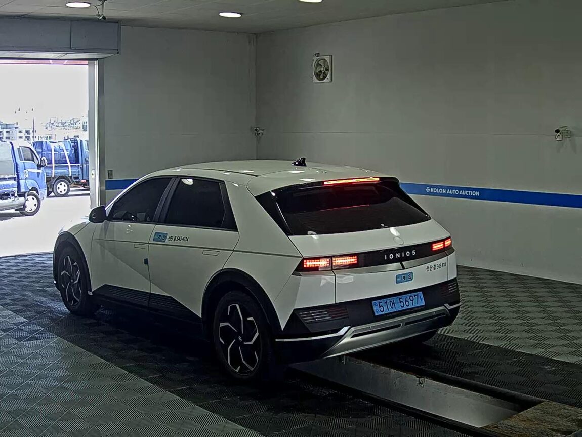 HYUNDAI IONIQ 5 EV 2WD STANDARD COMMERCIAL 2022 - zdjęcie 6