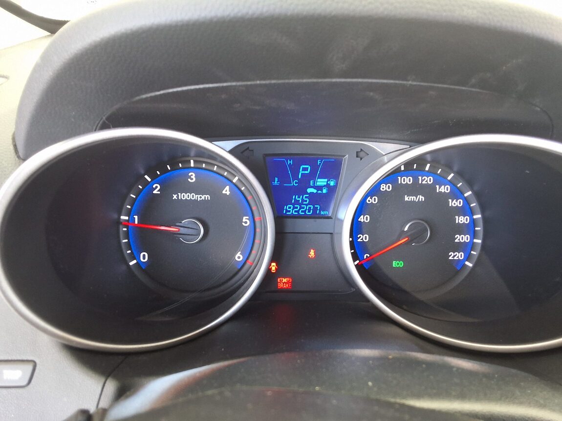 HYUNDAI NEW TUCSON ix DIESEL R2.0 4WD SMART 2014 - zdjęcie 10