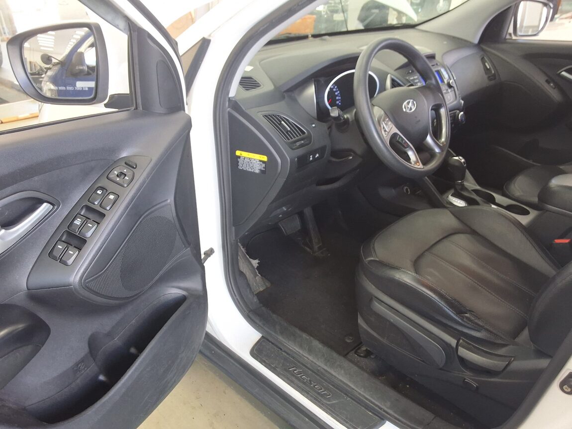 HYUNDAI NEW TUCSON ix DIESEL R2.0 4WD SMART 2014 - zdjęcie 11