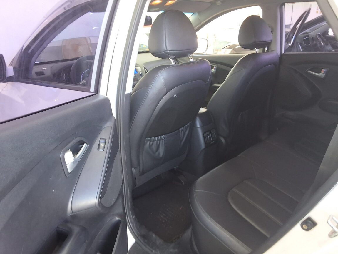 HYUNDAI NEW TUCSON ix DIESEL R2.0 4WD SMART 2014 - zdjęcie 13