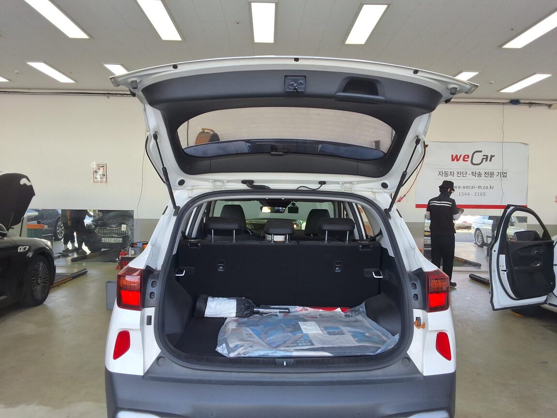 KIA SELTOS 1.6 GASOLINE 2WD PRESTIGE 2020 - zdjęcie 16
