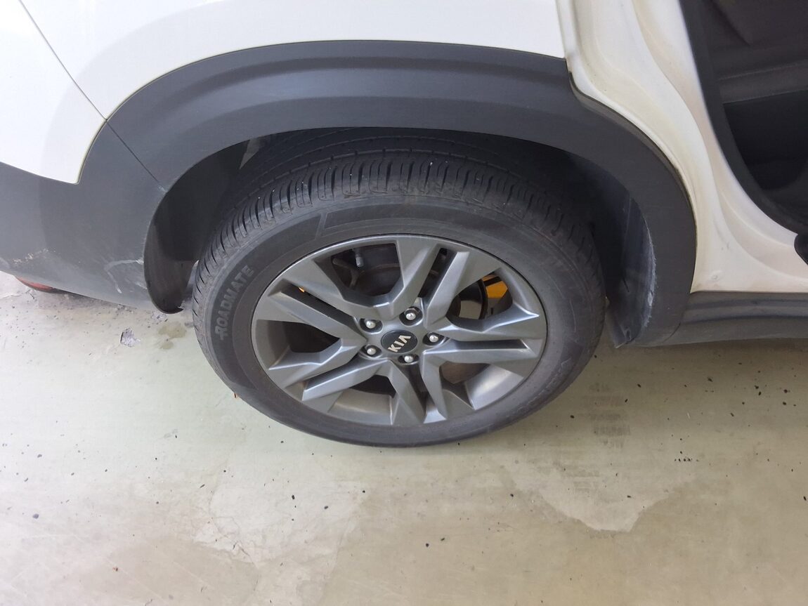 KIA SELTOS 1.6 GASOLINE 2WD PRESTIGE 2020 - zdjęcie 25
