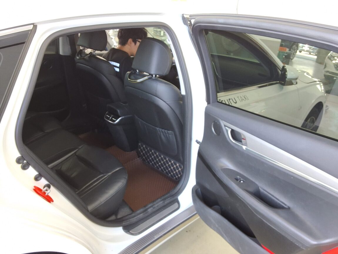 HYUNDAI THE NEW GRANDEUR IG LPi 3.0 BUSINESS PREMIUM MODEL TYPE 2022 - zdjęcie 13