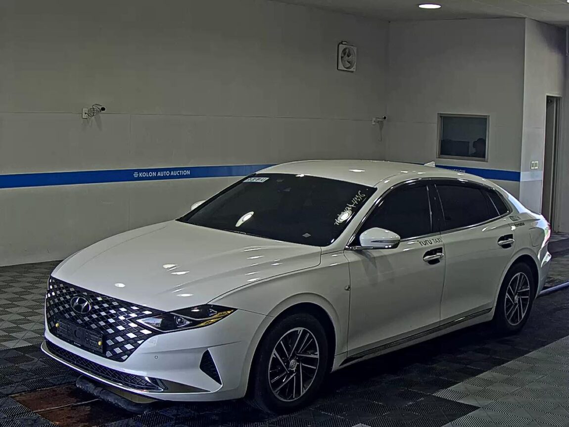 HYUNDAI THE NEW GRANDEUR IG LPi 3.0 BUSINESS PREMIUM MODEL TYPE 2022 - zdjęcie 2