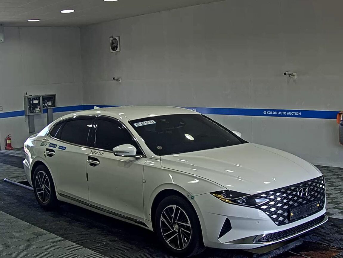 HYUNDAI THE NEW GRANDEUR IG LPi 3.0 BUSINESS PREMIUM MODEL TYPE 2022 - zdjęcie 3