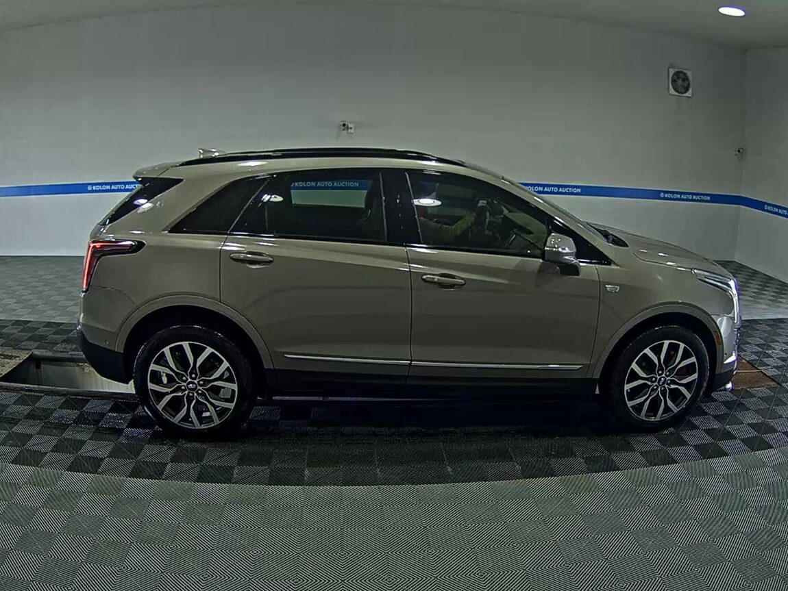 CADILLAC XT5 3.6 PREMIUM 2023 - zdjęcie 4